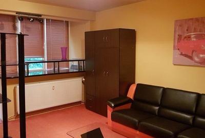 Apartament cu 2 camere decomandat în Giurgiului