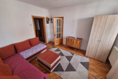 Apartament cu 2 camere nedecomandat, mobilat în Tătărași