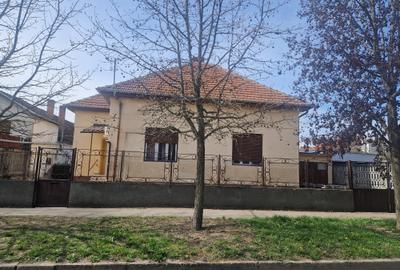 Situata pe frumoasa strada Maslinului in zona Blascovici, - 2
