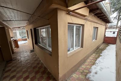 Casă individuală cu 3 camere în Valu lui Traian