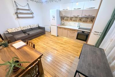 Apartament cu 2 camere semidecomandat, mobilat în Zorilor