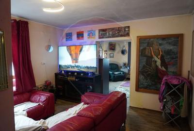 Casă cu 6 camere la Crăciunesti - 12