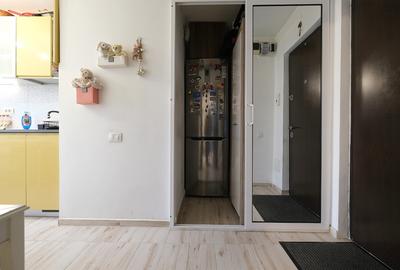 LACUL TEI, apartament 2 camere, etaj 3 cu intrare si vedere stradala - 11