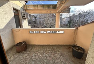 Vila 7 camere D+P+1+M - 2 Garaje - 50m de plaja - Zona centrala - 21