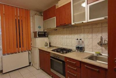 Apartament cu 3 camere decomandat în Tudor Vladimirescu