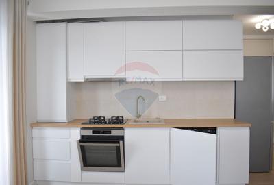 Apartament 2 camere, etaj 1, mobilat premium, parcare în curte - 2