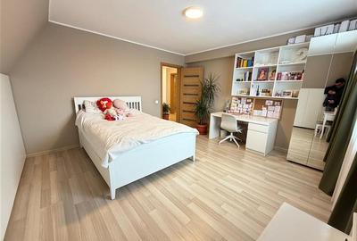 Vanzare apartament 4 camere pe 2 etaje, 3 bai, Urban Residence - 9
