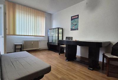 Închiriere Apartament cu 2 camere Titan, bucătărie închisă, 15 min metrou - 1