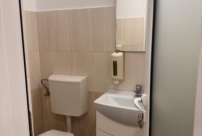 Vând Spațiu cabinet medical/ stomatologic Galați complet echipat  - 2 cabinete - 9
