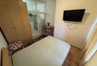 Garsonieră semidecomandată, mobilată în CET