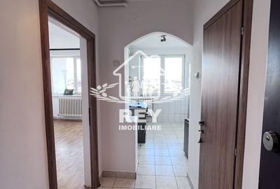 Apartament 2 camere,bloc cu lift, Str. Oștirii/Mihai Viteazul/N.Iorga - 9