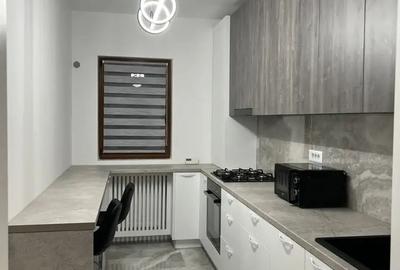 De inchiriat apartament cu 2 camere , Cartierul Solar sector4 - 5