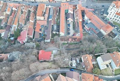 Teren intravilan, ultracentral. - 29