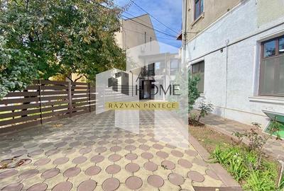 Spatiu comercial 100 mp cu terasa 100 mp, zona ultracentrala, Ploiesti - 1