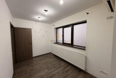 Spatiu comercial, pozitionare excelenta, exact la metrou Aparatorii P - 7