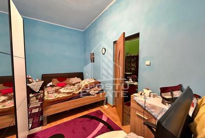 Apartament 2 camere, la curte comuna, pod mansardabil in zona Centrala - 3