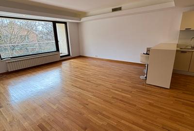 Apartament cu 3 camere decomandat în Herăstrău
