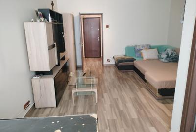 Dristor, garsoniera, 1 minut metrou, 300 euro, PET FRIENDLY, mobilata, utilata - 6
