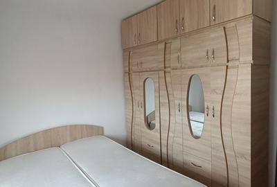 Apartament de vanzare 2 camere 50 mpu etaj 3 mobilat utilat Alba Iulia - 1