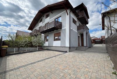 Casa la cheie 5 camere 250 mp curte libera 4 bai P+1+M Arhitectilor - 1