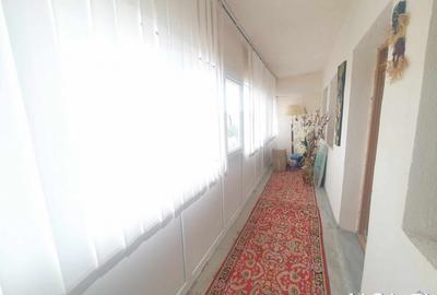 Apartament 3 camere, situat in Targu Jiu, str Victoriei (Ultracentral) - 12