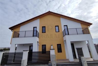Duplex cu 4 camere în Moșnița Nouă