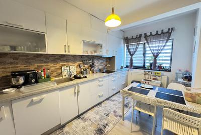 Vila tip duplex semimobilat si utilat - 4 camere - 2 bai - pod - beci - 5