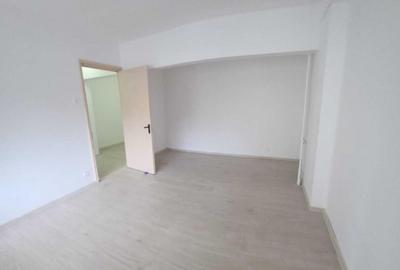 Garsonieră decomandată renovată | Ideală locuire sau investiție - 1