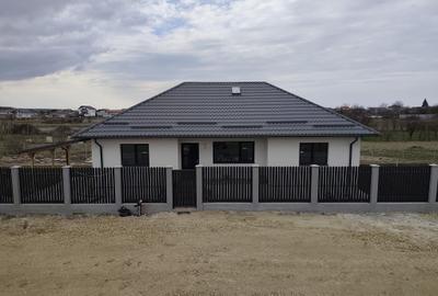 FARA COMISION casa cu 4 camere 2 bai PARTER + Pod Mansardabil cu placa la cheie - 2