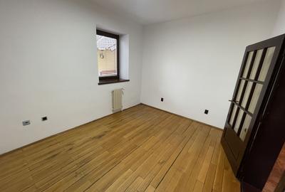 Circumvalatiunii | Casa individuala | 6 camere | Garaj - 18