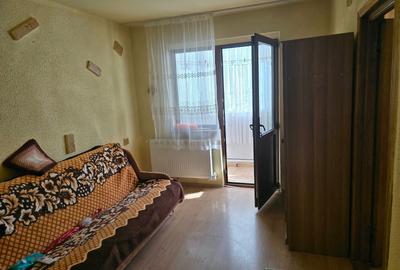 Dorally Km 4-5 -Complex, apartament 3 camere, de inchiriat ,termen lung - 9