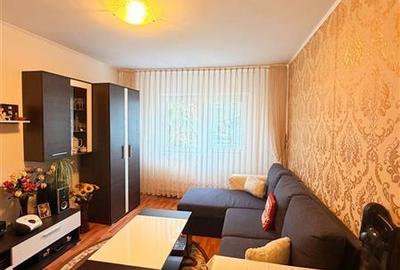 Oferta! Apartament  gata de mutat, 3 camere, decomandat, etaj 3/4, str Sitarului - 6