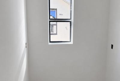 Eleganță și confort într-o locuință individuală P+1+M/ Parc Ghidigeni - 11