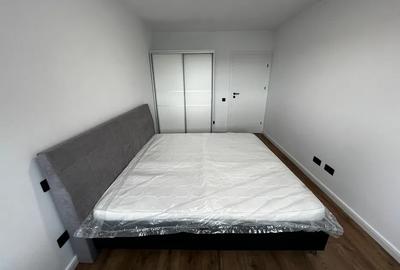 Apartament cu 3 camere semidecomandat în Zorilor