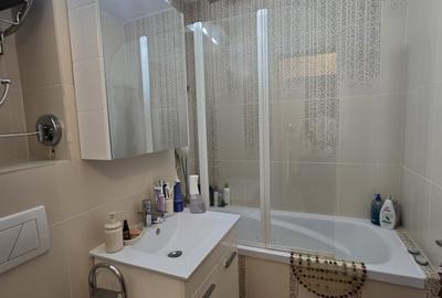 Ap. 2cam,dec,renovat total,et.5,bl.reabilitat,1 min distanta metrou. - 3