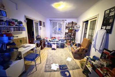 Apartament cu 3 camere semidecomandat, mobilat în Grigorescu