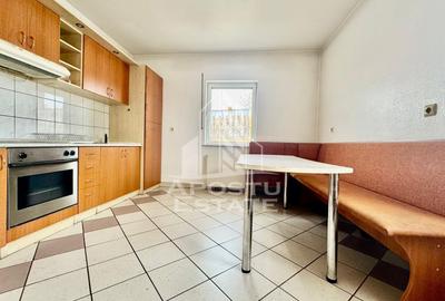 Casa de inchiriat cu 8 apartamente, ideal pentru firme. Zona Centrala - 8