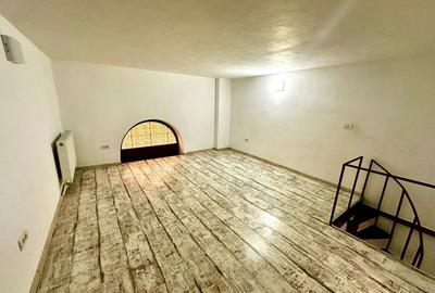 Oportunitate comerciala! Spatiu comercial situat in inima orasului,85mp-3 camere - 6