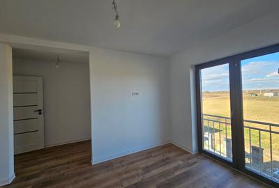 Duplex nou, P+E, 1 apartament la cheie, 1 la alb, Moșnița Veche, comision 0% - 32