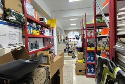 Centru, spatiu comercial 155 mp., front stradal 14 m. - 4