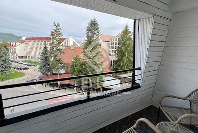 Apartament 3 camere de inchiriat - zona COROANA DE AUR - 7