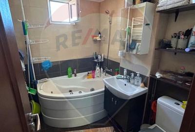 Apartament cu 3 camere de vânzare - 6