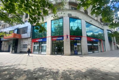 Spatiu comercial de inchiriat pe Bulevardul Unirii 80, sector 3 - 1