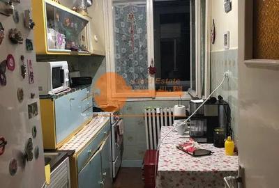 Apartament cu 2 camere semidecomandat în Giulești
