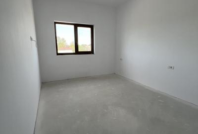 Chisoda - Duplex cu 5 camere despartit prin camera tehnica - 9