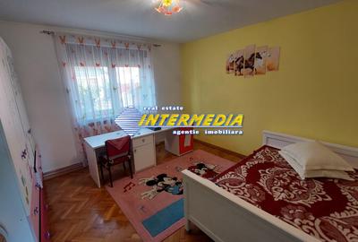 Casa cu 4 camere mobilata si utilata 593mp teren zona Centru - 9