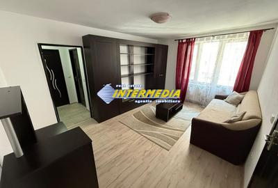Apartament cu 2 camere semidecomandat, mobilat în Central