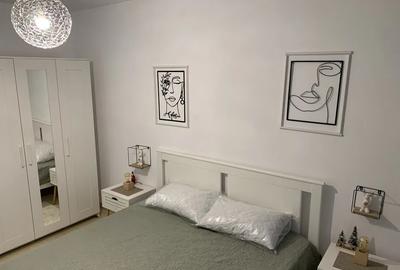 Apartament cu 3 camere decomandat, mobilat în Timpuri Noi