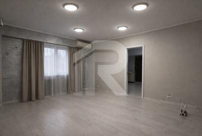 Apartament cu 3 camere decomandat în Splaiul Unirii