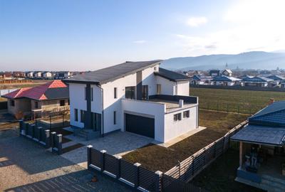 Comision0%Vila 4 camere, garaj, teren Cristian - 1